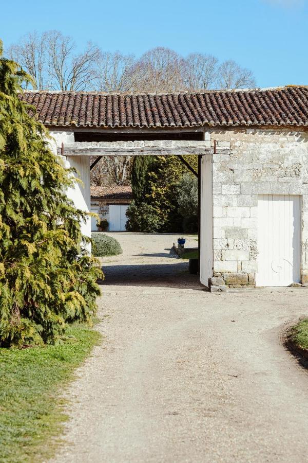 Chateau De La Vallade Saint-Porchaire Extérieur photo